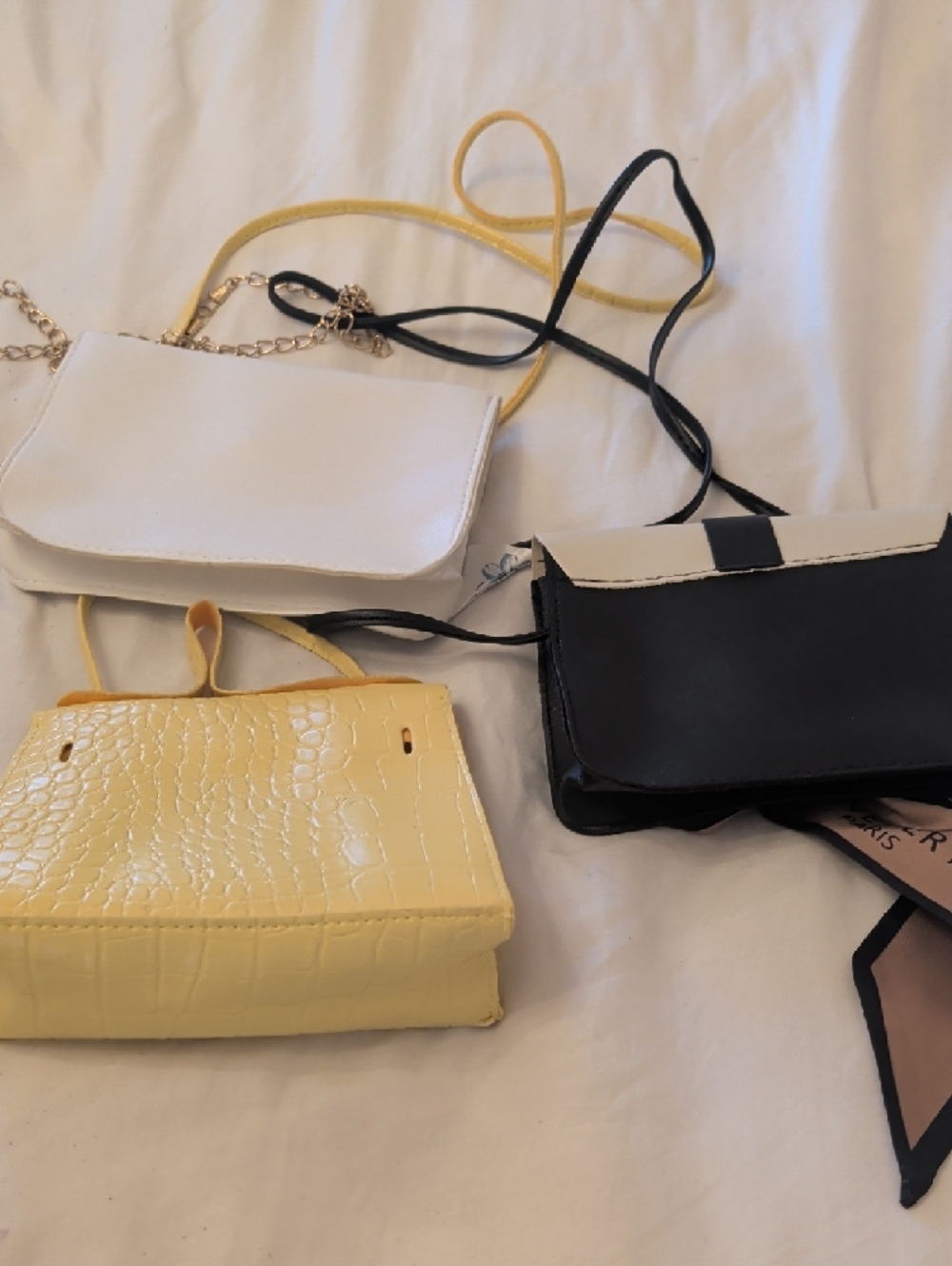 3 stylish fun cross bags. - Picture 5 of 10